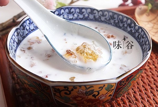 秋季喝什么糖水润燥去火-秋天润燥吃什么糖水5