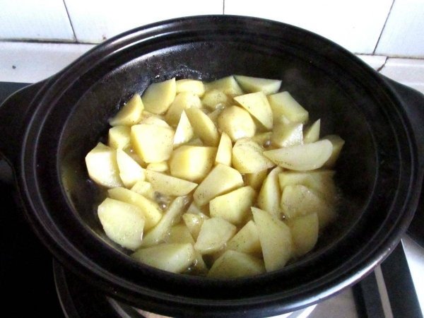 干锅土豆角怎么做-干锅土豆角的做法9