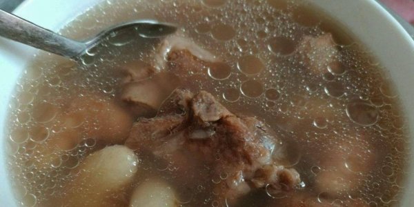 菱角排骨汤的功效与作用-菱角排骨汤的做法2