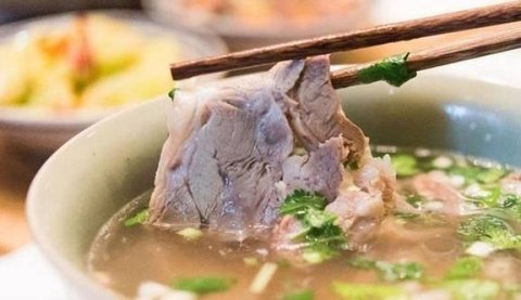 哪里人喜欢喝羊汤-为什么山东人这么喜欢喝羊汤呢2