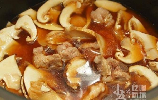 松茸焖饭要一起煮吗-松茸焖饭的做法7