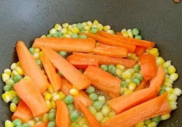 羊肉抓饭放什么调料-羊肉抓饭的正宗做法4