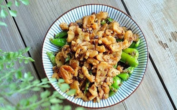 青椒炒猪油渣怎么炒-青椒...