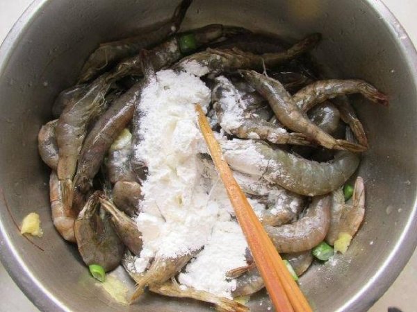 香酥虾怎么炸-香酥虾的做法3