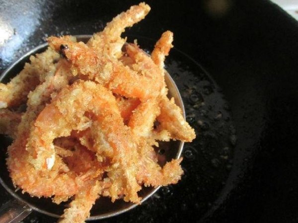 香酥虾怎么炸-香酥虾的做法8