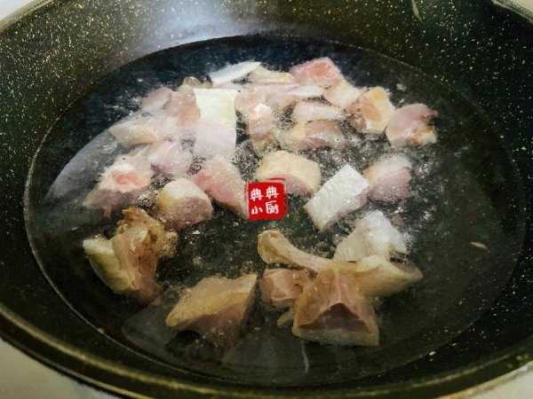咸鸭腿蒸千张-咸鸭腿蒸千张做法3
