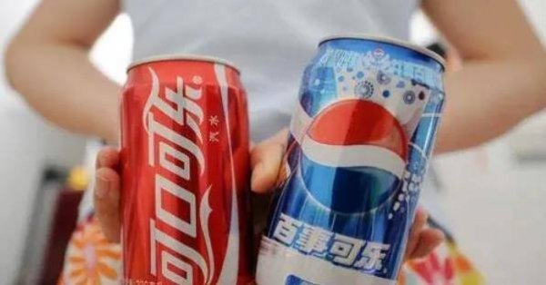 可乐是瓶装好喝还是罐装好喝-可乐瓶装和罐装的区别4