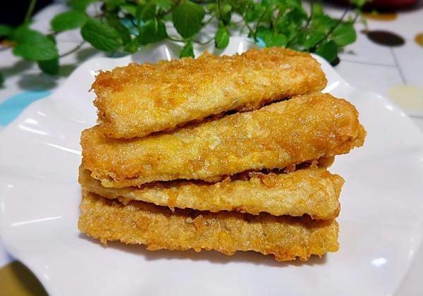 炸带鱼段怎样又酥又好吃-...