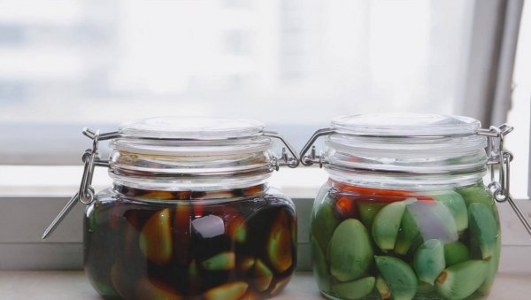 泡腊八蒜用什么醋泡-泡腊八蒜的制作方法7