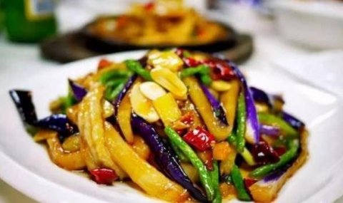 炒茄子怎么不变黑-防止茄子变黑的方法1