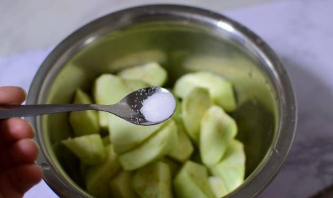 炒茄子怎么不变黑-防止茄子变黑的方法5
