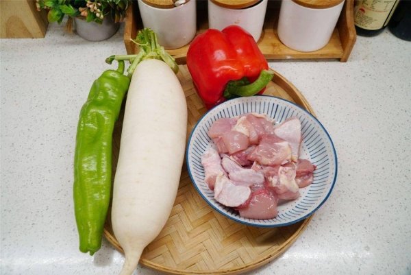 萝卜烧鸡块的营养-萝卜烧鸡块的家常做法4