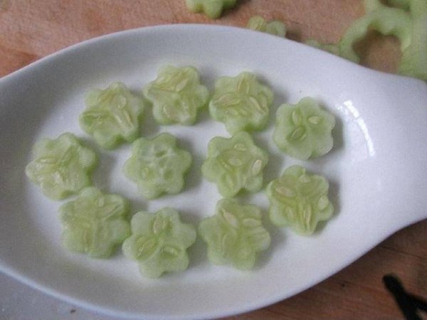 蜂蜜黄瓜能一起吃吗-蜂蜜黄瓜的做法6
