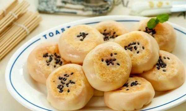 爆浆红薯饼煎的时候还需要放油吗-爆浆红薯饼的做法1