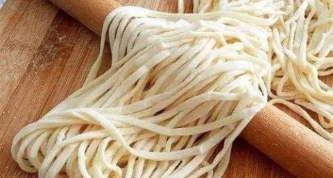 为什么送客的饺子迎客的面...