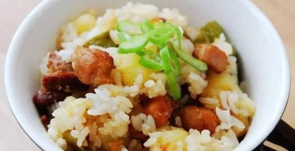 土豆豆角焖饭怎么做-土豆豆角焖饭电饭煲做法1