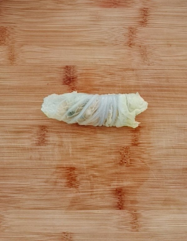 补钙吃什么食物好-白菜鸡肉卷怎么做9