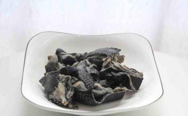 贫血喝什么汤-水椰盅乌鸡滋补汤怎么做2