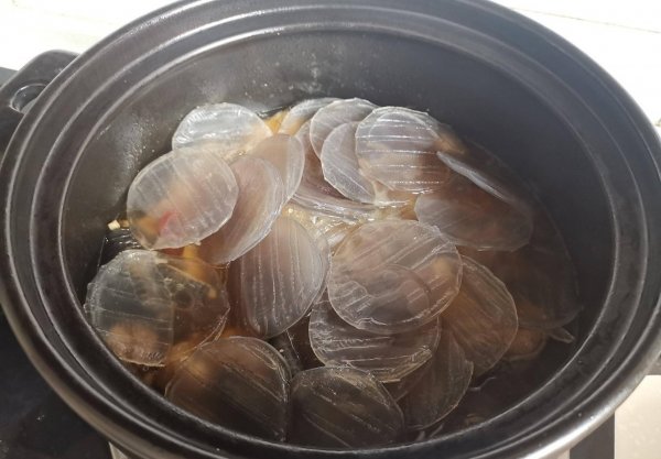 小鸡炖蘑菇用的什么蘑菇-小鸡炖蘑菇的家常做法7