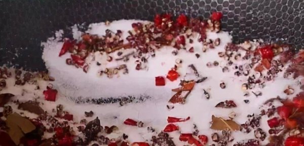 腊鱼怎样腌制才不会臭-腊鱼腌制方法7