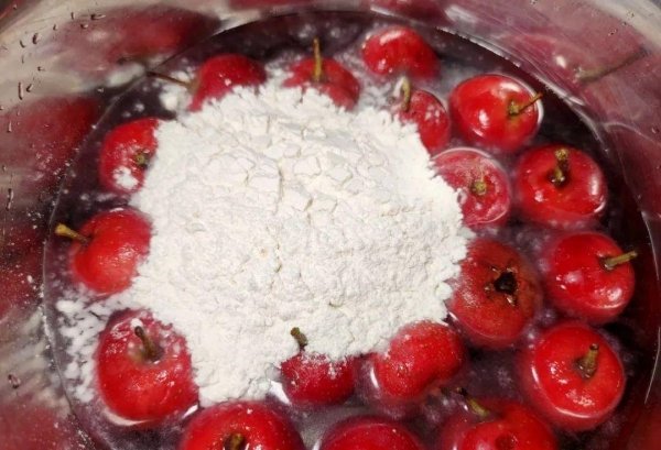 山楂可以做成哪些食品-糖桂花酿山楂3