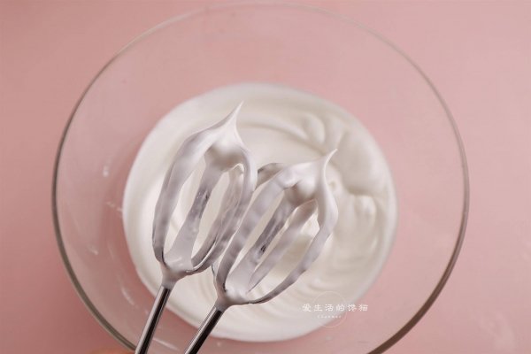 小黄人甜甜圈蛋糕怎么做-小黄人甜甜圈蛋糕的做法3