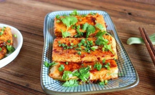 麻辣铁板豆腐怎么做-麻辣铁板豆腐的做法2