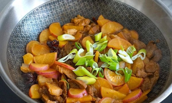 红烧肉炖萝卜有什么营养-红烧肉炖萝卜的家常做法10