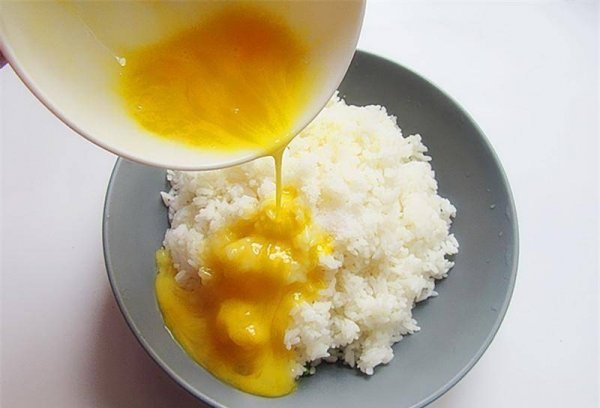 什锦蛋炒饭怎么做-什锦蛋炒饭的做法5