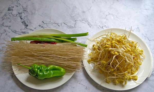 黄豆芽粉丝怎么炒-黄豆芽炒粉丝的家常做法3