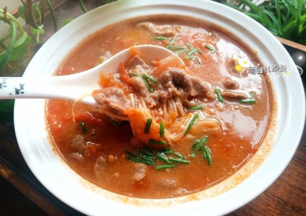 牛肉和西红柿怎么做好吃-牛肉西红柿汤的做法2