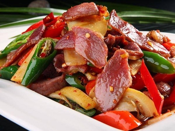 怎样炒腊肉不干不硬-炒腊肉窍门5