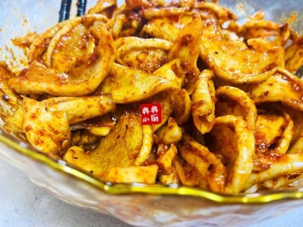 萝卜干怎么腌制又脆又好吃-萝卜干的做法1