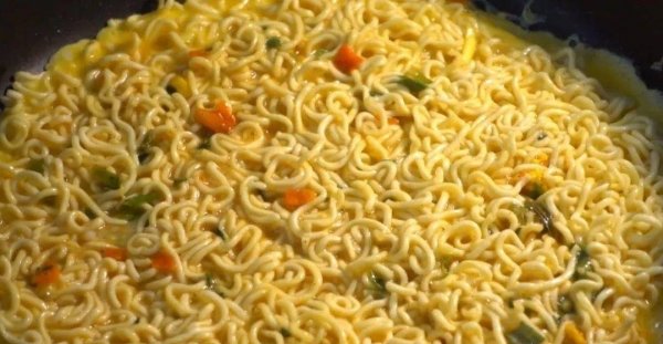 泡面煎饼怎么做-泡面煎饼的制作方法6