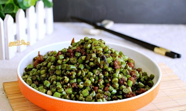 炒豇豆角怎么炒好吃-炒豇豆角的家常做法1