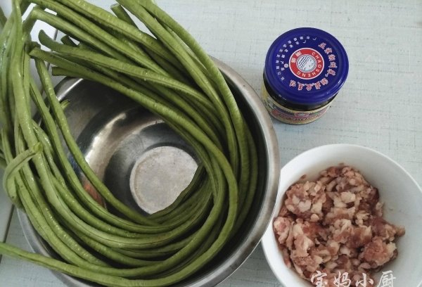 炒豇豆角怎么炒好吃-炒豇豆角的家常做法4