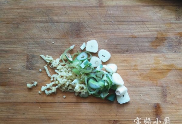炒豇豆角怎么炒好吃-炒豇豆角的家常做法6