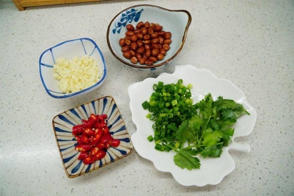 年夜饭凉拌菜有哪些-年夜饭凉拌菜做法大全3