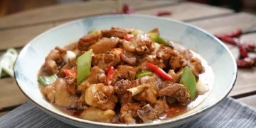 姜汁热窝鸡怎么做好吃-窝...