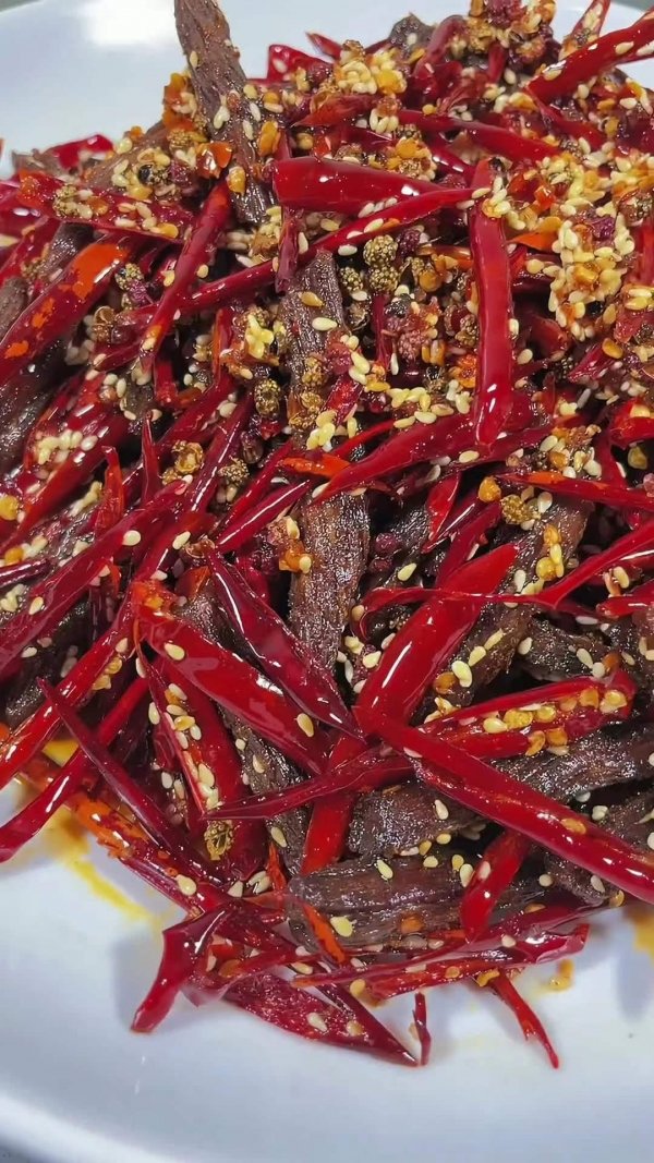 冷吃牛肉丝怎么炒才不会干-冷吃牛肉丝的做法1