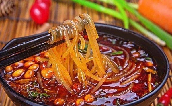 酸辣粉是哪里的特色美食-酸辣粉的做法1