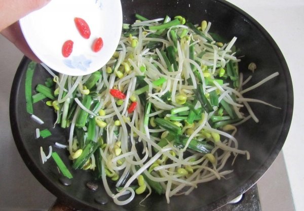春养阳吃什么-春夏养阳食...