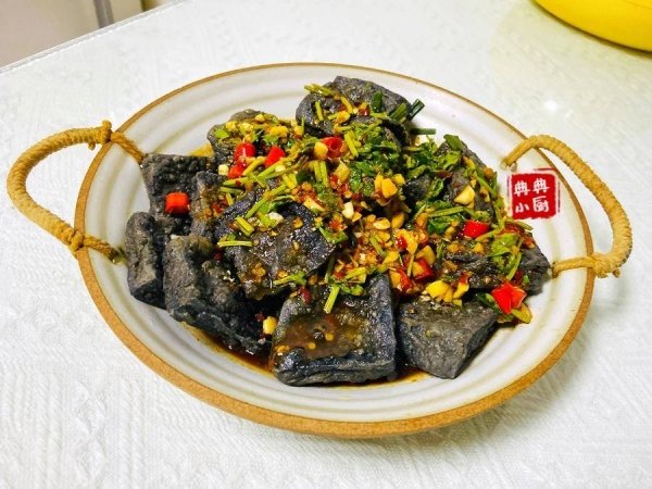 在家如何炸臭豆腐-炸臭豆腐的做法1