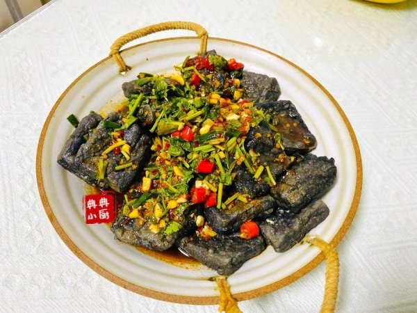 在家如何炸臭豆腐-炸臭豆腐的做法6