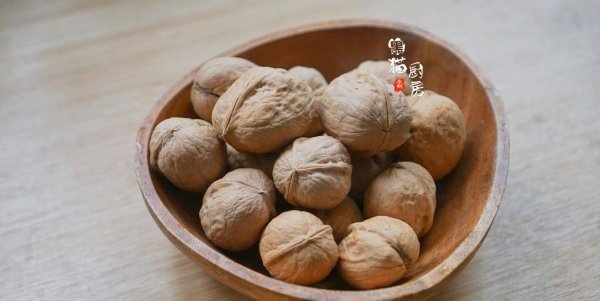 核桃蛋怎么做-立夏核桃蛋的做法3