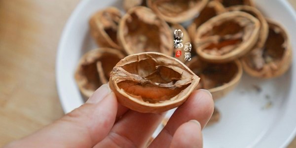 核桃蛋怎么做-立夏核桃蛋的做法4