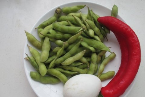 夏天没劲吃什么好-毛豆炒蛋的做法2