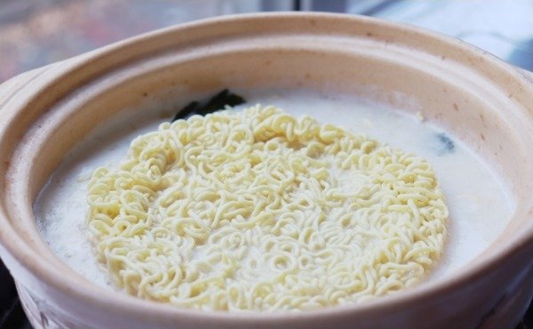 牛奶煮泡面